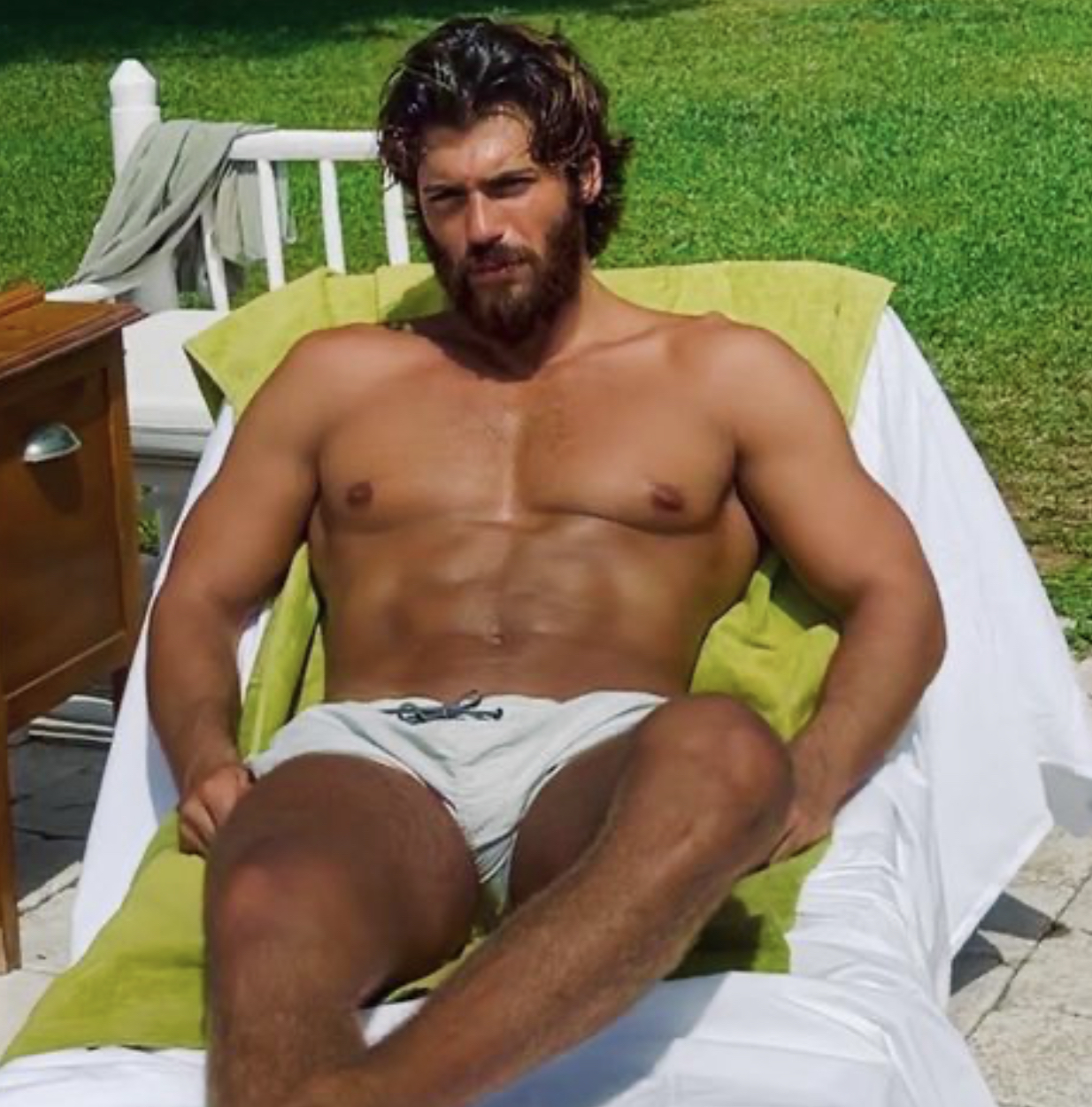 Can Yaman | su Canale 5 con la soap "Affari di cuore"? - Vimarsana News