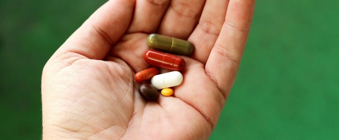 Antibiotico Covid, introvabile il medicinale per curare i malati